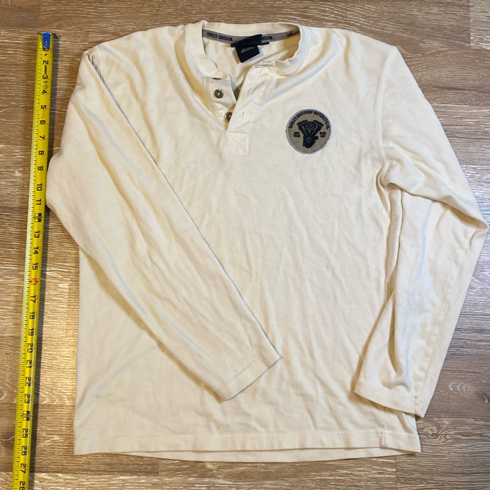 🏍️ Harley-Davidson Long Sleeve Henley– Vintage Cream, Built Tough Patch– Size M